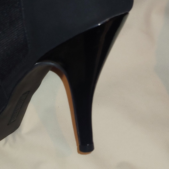 Unlisted File Away stiletto heel ankle shoes - Picture 6 of 9